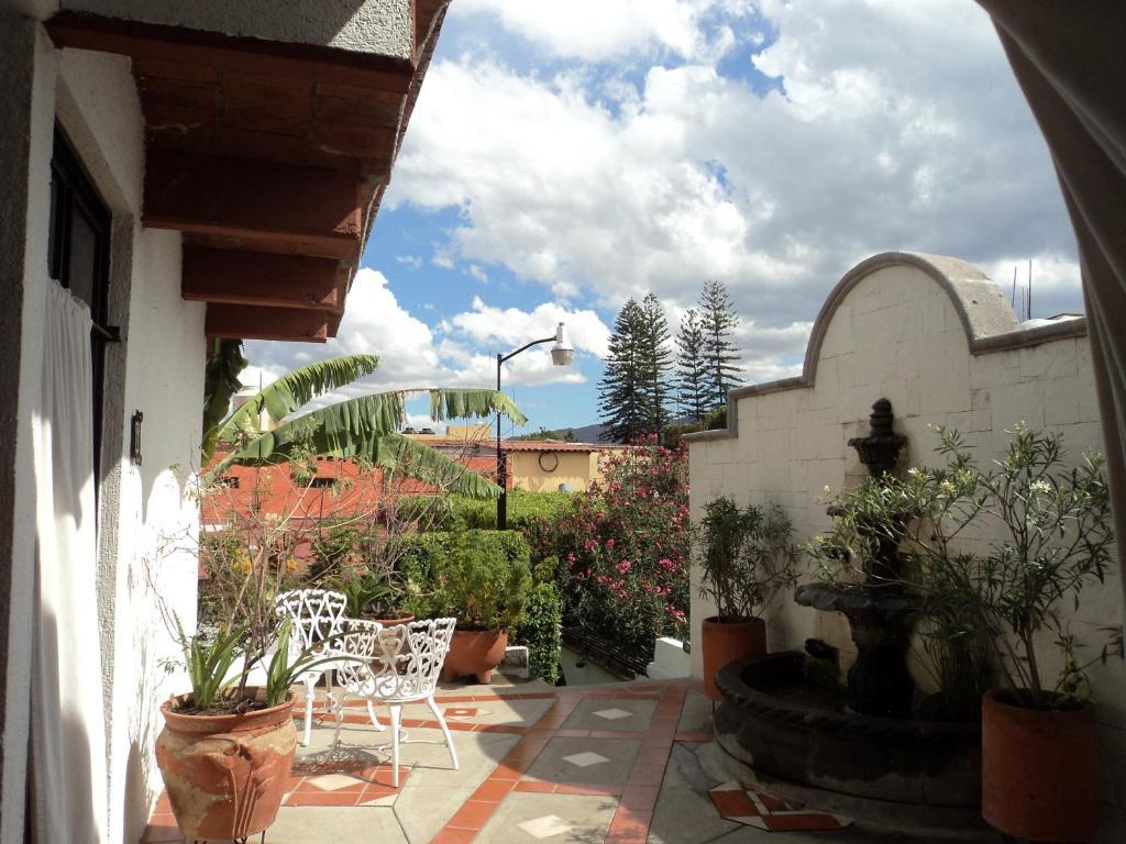 Las Mariposas Hotel & Studios Oaxaca ภายนอก รูปภาพ